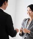Business Card Etiquette in Japan – How to Exchange Business Cards